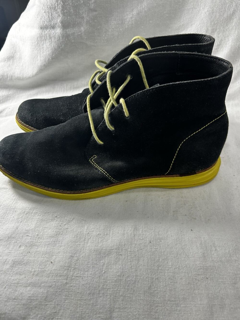 Cole Hann lunargrand chukka Boot Black Suede Leather Yellow Soles Sz 7.5